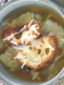 キャベツグラタンスープ